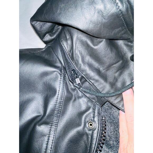 Wilsons Leather Coat w/ Hood & Thinsulate Insulation - Men's Size S - Picture 5 of 15